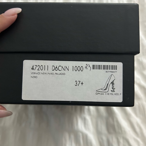 Selling all designer shoes; Dior, ysl, Yeezy, Nike, Gucci - Picture 14 of 16
